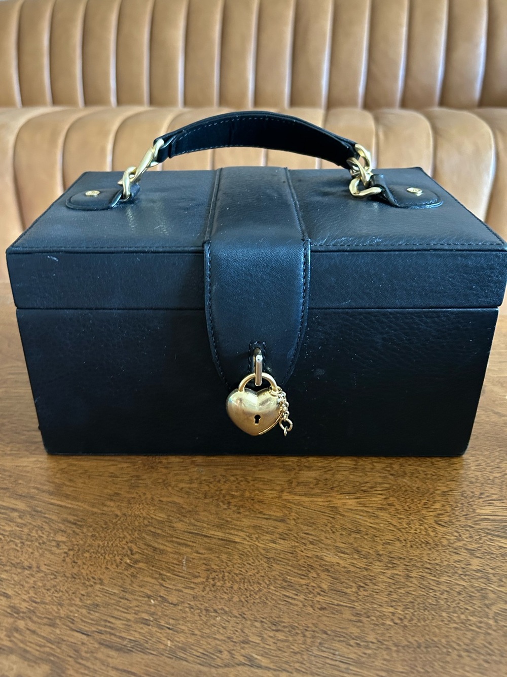 🩷🖤Juicy Couture vintage jewelry box black